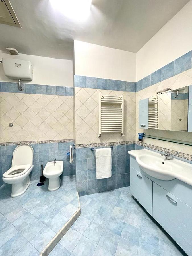 La Ferrovia Holiday Home Nápoly Kültér fotó